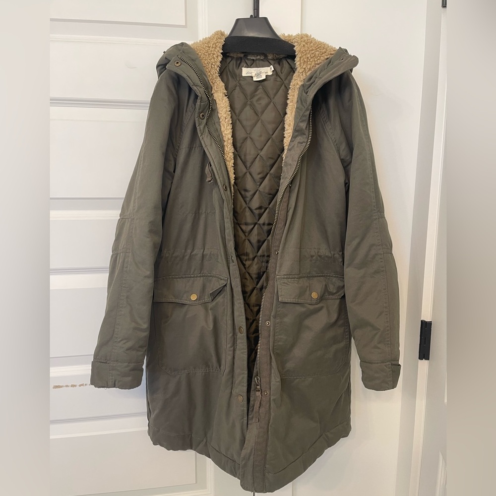 H&M Olive Green Hooded Women's Parka Coat (great preloved condition)